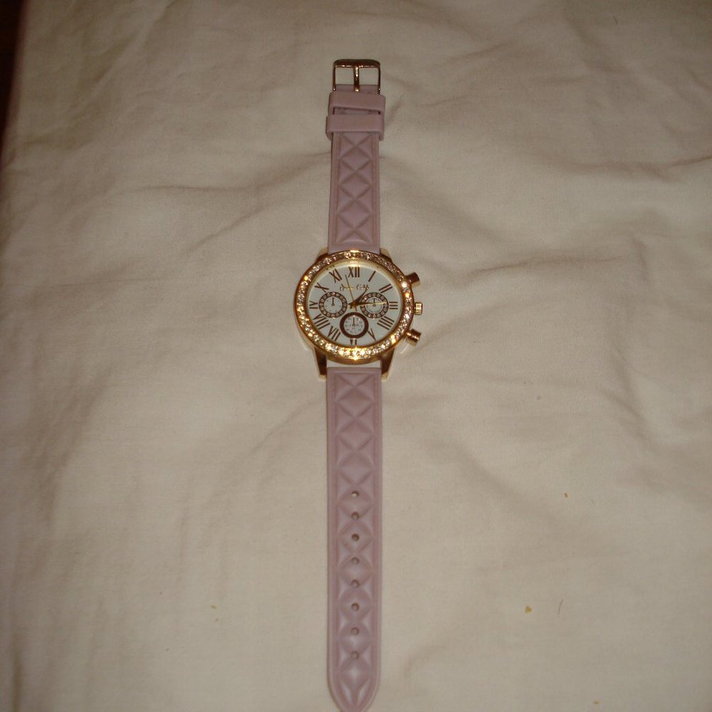 Lilac Rhinestone Watch - Picture 2 of 5